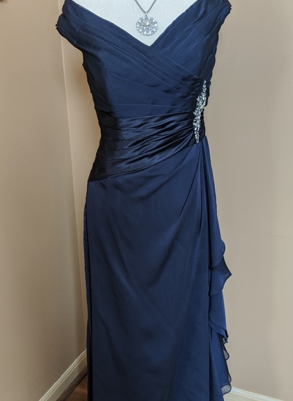 Jasmine Dresses & Skirts - Jade by Jasmine Navy Blue Evening Gown and Scarf